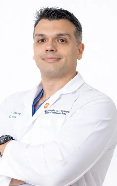 Dr. Carlos Sanchez