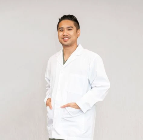 Dr. William Nguyen